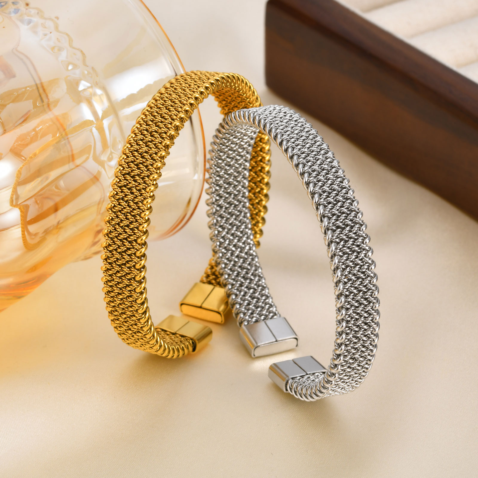 10mm Braided Stretch Strap Ope - огляд і ціна Mesh Strap Metal