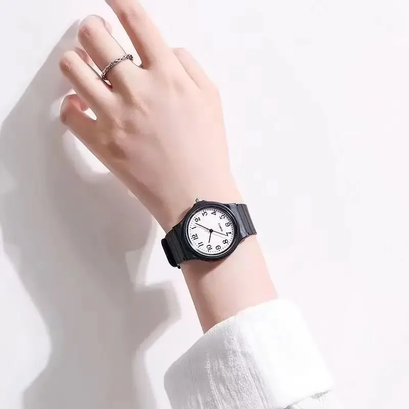 Fashion Girls Watch Simple Exa - огляд і ціна Silicone Band Women